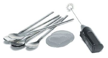 Набор  для  приготовления  Cappuccino: венчик на батарейках, 6 ложек и 2 формы для украшения напитка, нержавеющая сталь