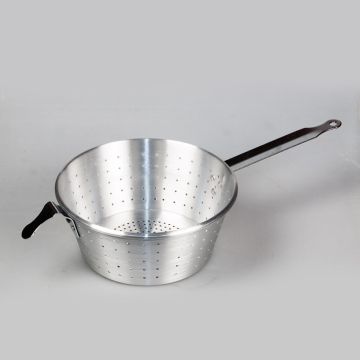 Дуршлаг 24 см h10,8 см конический нерж. с нерж. ручкой l 44,7 см P.L. Proff Cuisine