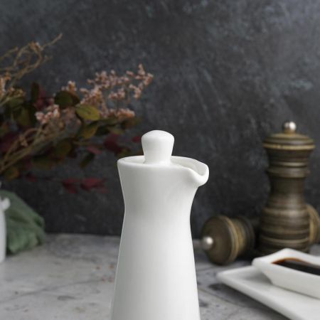 Соусник 150 мл бутылочка для соевого соуса белый фарфор P.L. Proff Cuisine [6]