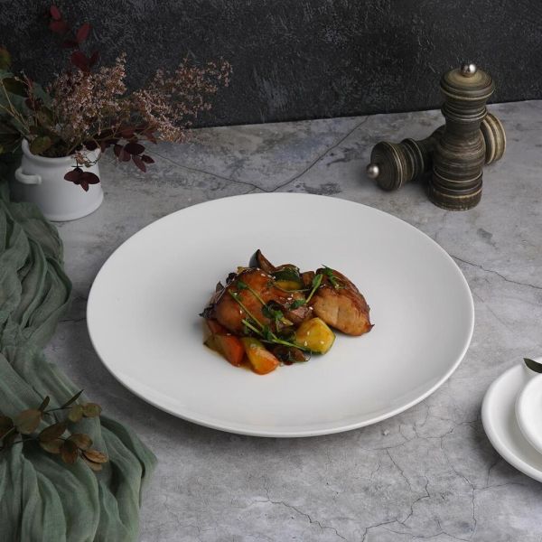 Тарелка d 31 см без борта белая фарфор P.L. Proff Cuisine [3]