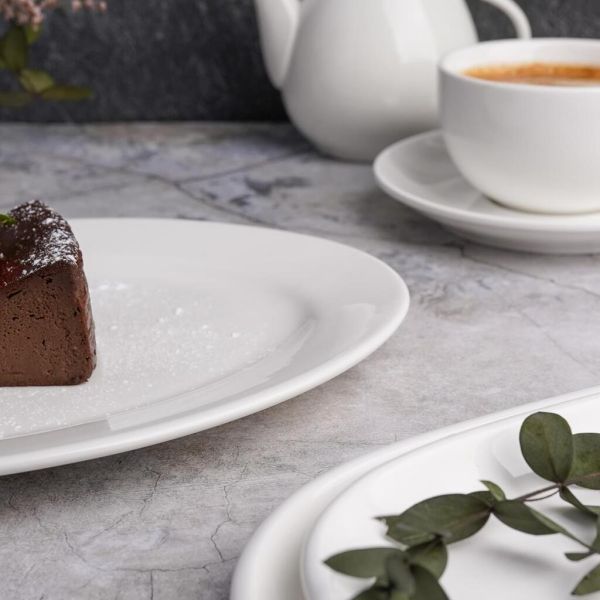 Блюдо овальное 30*21 см h2 см белое фарфор P.L. Proff Cuisine [4]