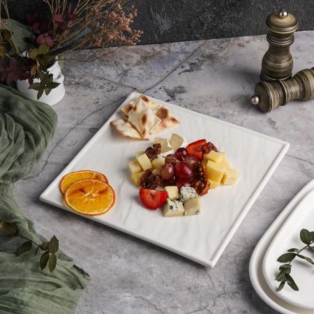 Блюдо квадратное 25,5*25,5 см h1,5 см Relief белое фарфор P.L. Proff Cuisine [3]