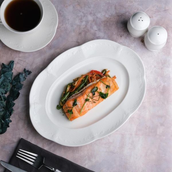 Блюдо овальное 30*22,5 см h2,8 см Aristocrat Noble [1]