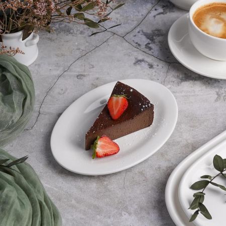 Блюдо овальное 20*14 см h1,5 см для закусок белое фарфор P.L. Proff Cuisine [10]