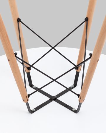 Стол Eames DSW NEW D100