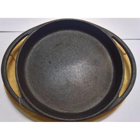 Сковорода для подачи на дерев. подст. 20 см круглая чугун 2 ручки P.L. Proff Cuisine