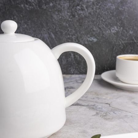 Чайник 1600 мл d 16 см h16,5 см белый фарфор P.L. Proff Cuisine [1]