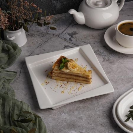 Тарелка 20,8*20,8 см h2 см квадратная смещенное дно Asymmetry белая фарфор P.L. Proff Cuisine [1]